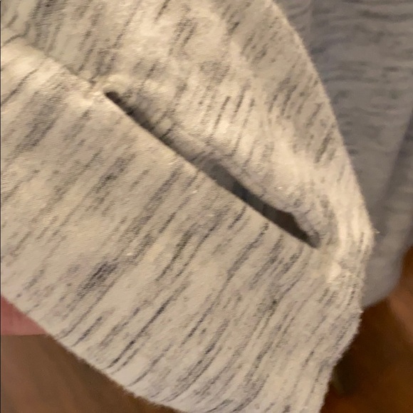 ⭐️Carolina Bell Long Sleeve Cowl Neck Yoga Shirt⭐️ - Picture 5 of 7